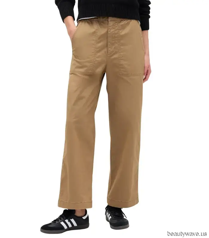 Fashion enthusiasts are already swapping jeans for this fall's pant-color trend.