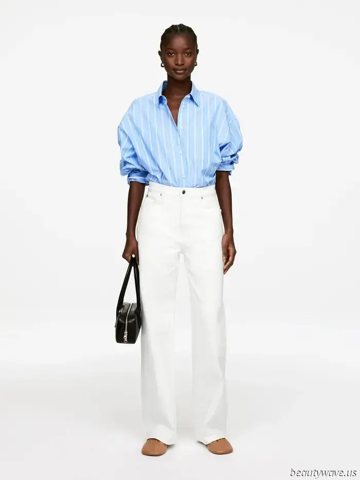 This sandal color ensures that your white jeans ensembles appear stylish rather than inexpensive.