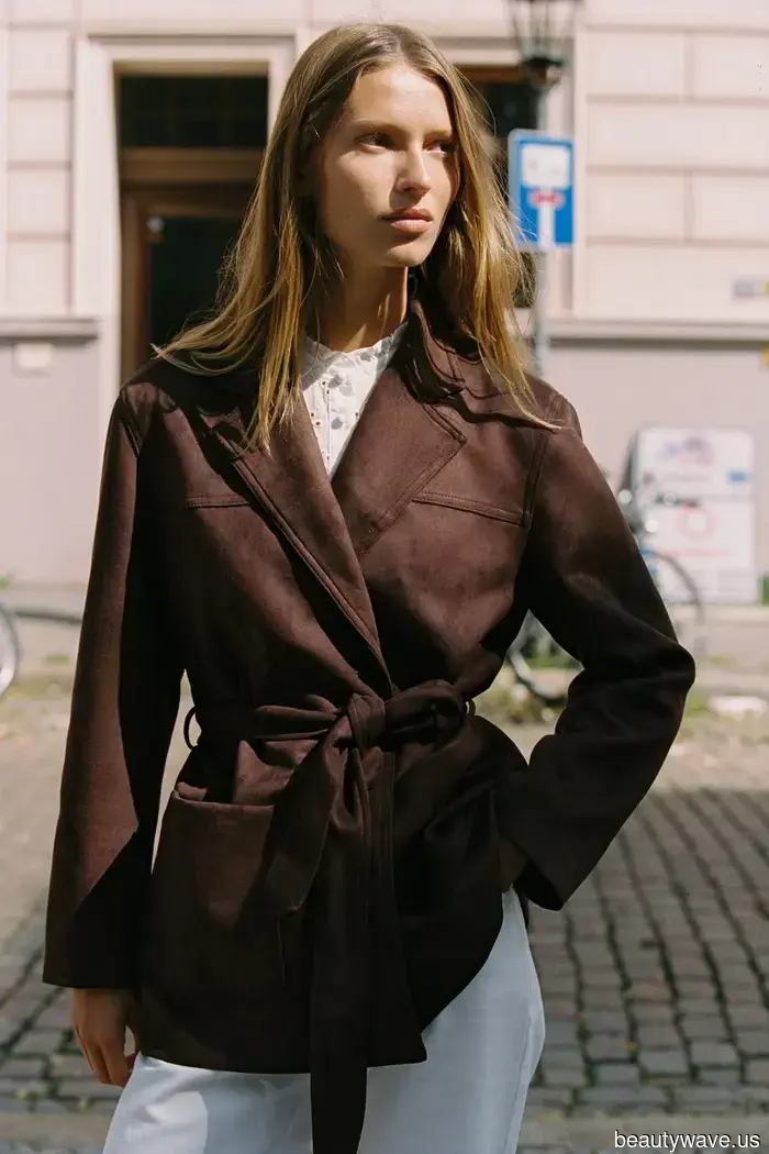 I looked for suede jackets with a designer appearance, and Zara's autumn collection came through.