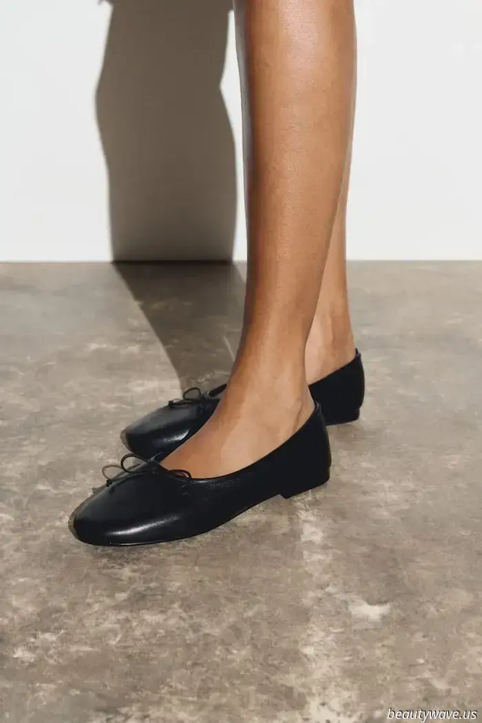 Jennifer Lawrence dice che è ora di mettere da parte i sandali e indossare invece questa scarpa bassa con le gonne midi.