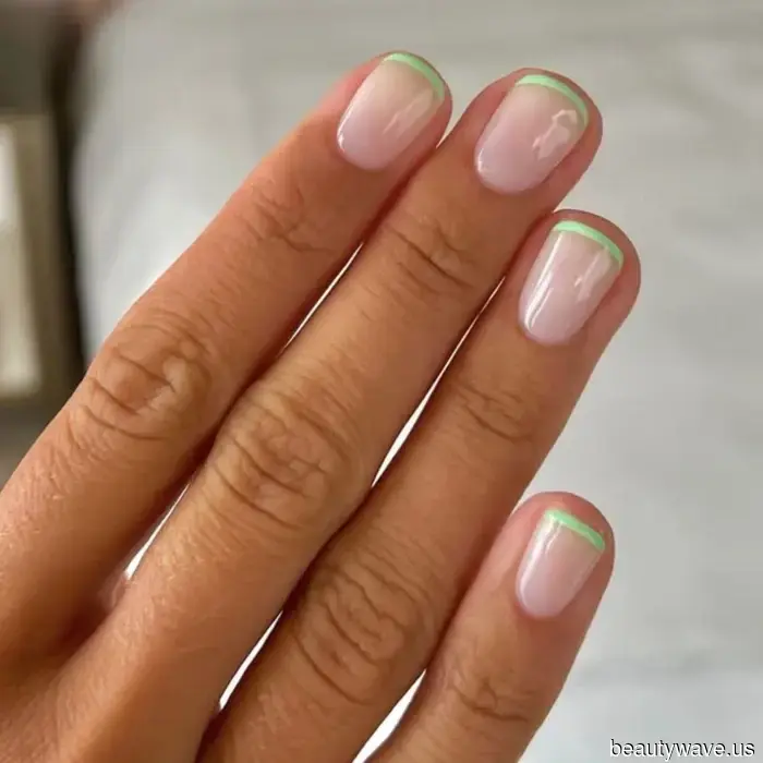 No, No Blanco&mdash;Este Color de Uñas Francés Inesperado Está Listo para Dominar Esta Temporada