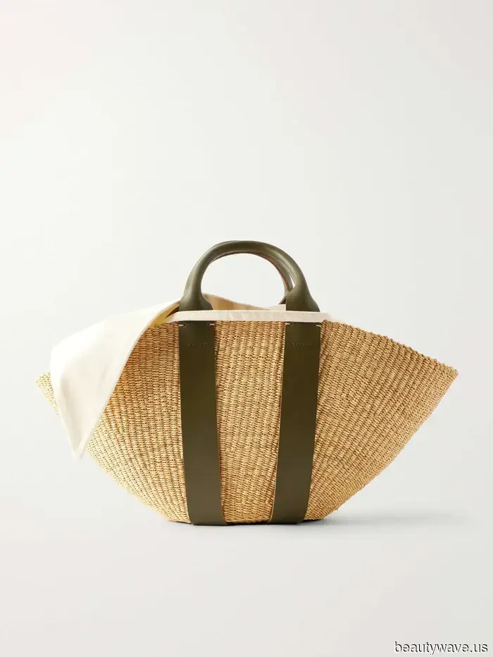Every summer collection requires a basket bag—this 'IYKYK' brand is offering the most stylish options available.