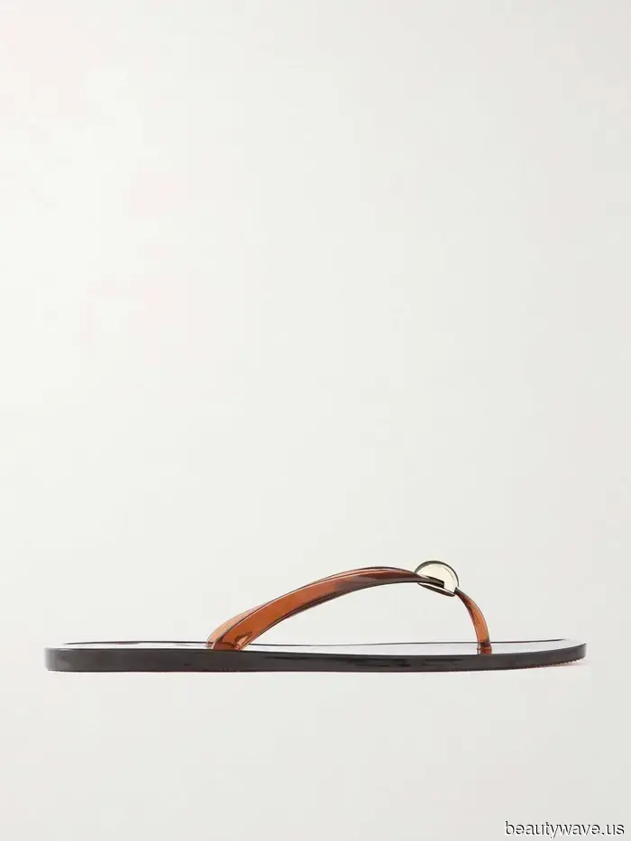 Está aquí: La tendencia de sandalias de verano que todas las chicas it están usando en vacaciones