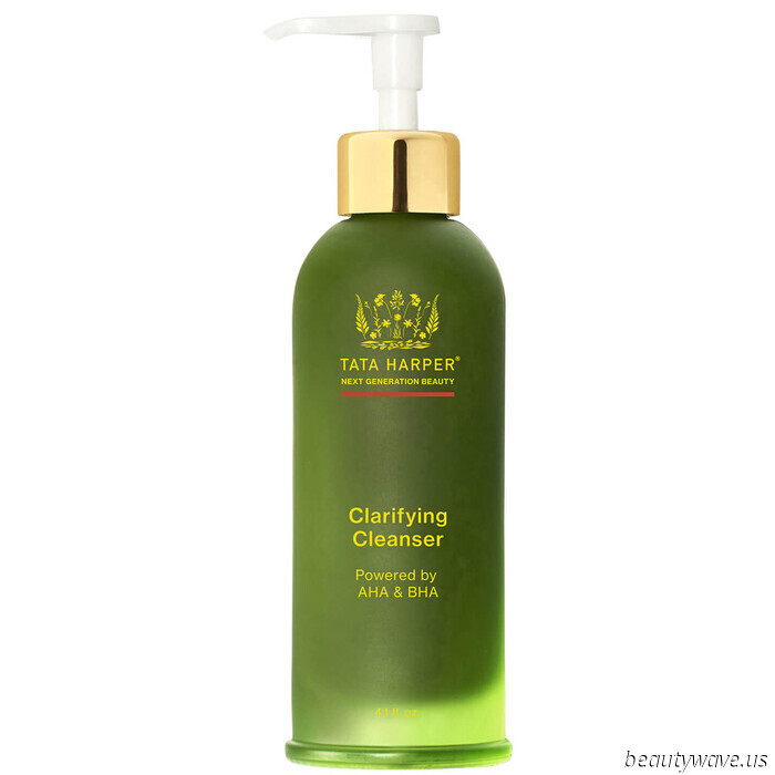 Salicylic Acid Cleansers Live Up to the Hype—Provided You Choose the Right Ones.