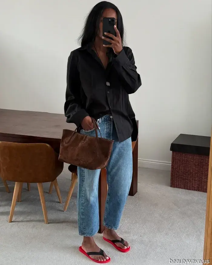 Se indosserai jeans quest'estate, ecco 5 modi approvati dalle It-Girl per abbinarli.