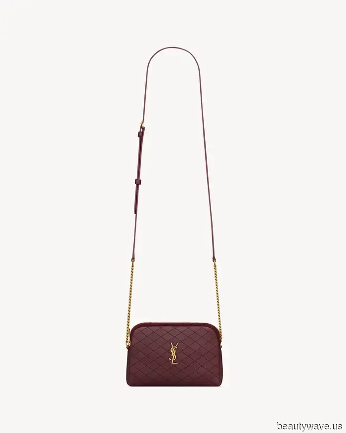 Neither a Flap Bag nor a Tote: This Handbag for Those Who Know Will Dominate in 2026