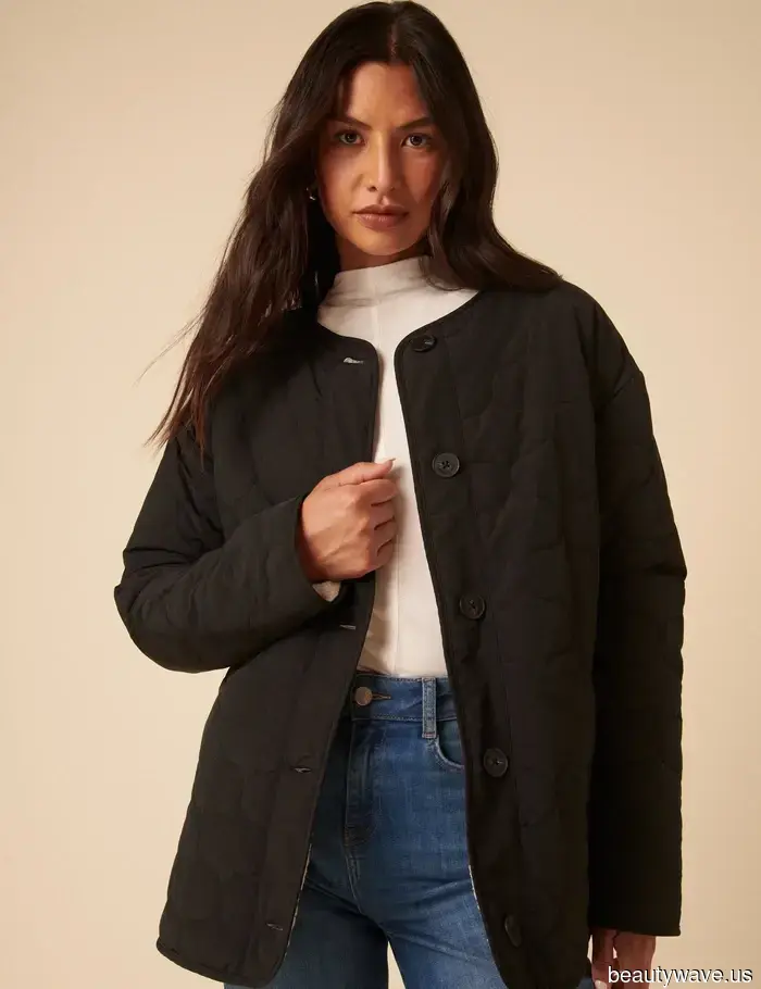 Zara's Reversible Jacket Sold Out Quickly—Now It's Available Again in an Even More Stylish Color.