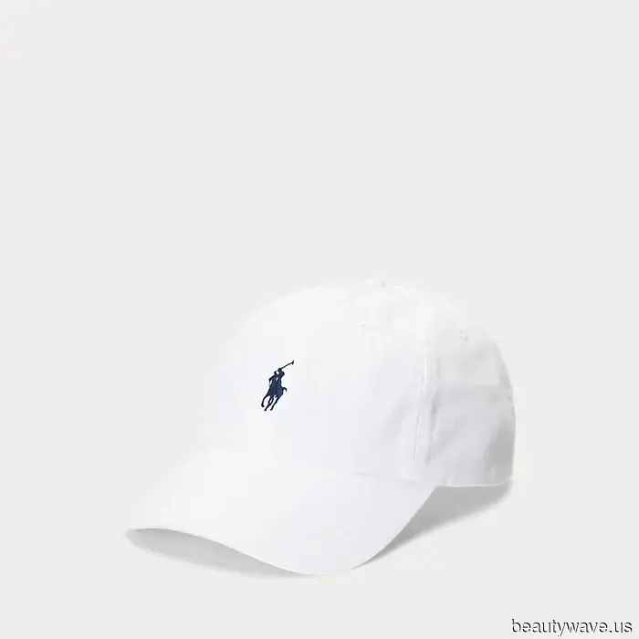 If you plan to wear leggings in 2025, please style them only in these ways, these ways, and these ways.