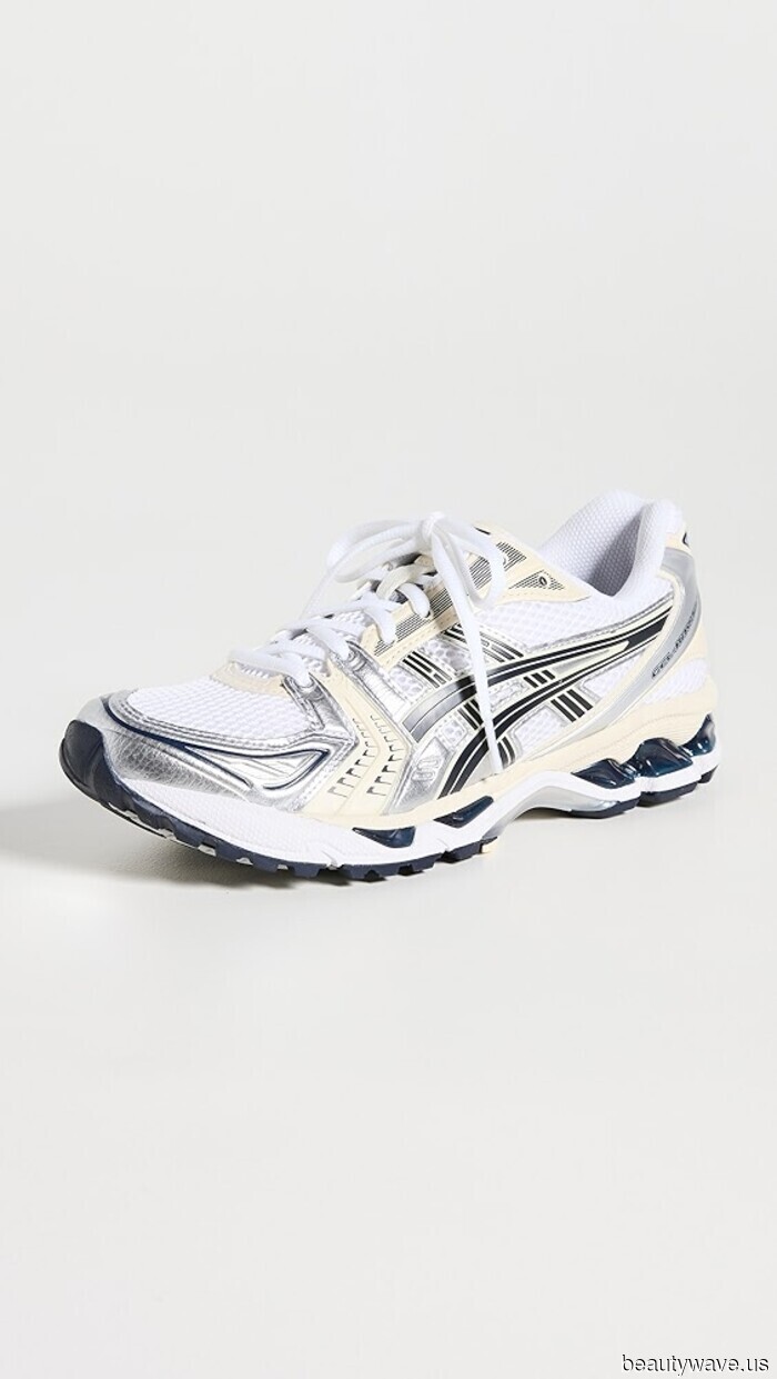 Savvy Sneaker Buyers Understand: These 5 Trends Are No Longer in Style (and These 5 Are Trending Now)