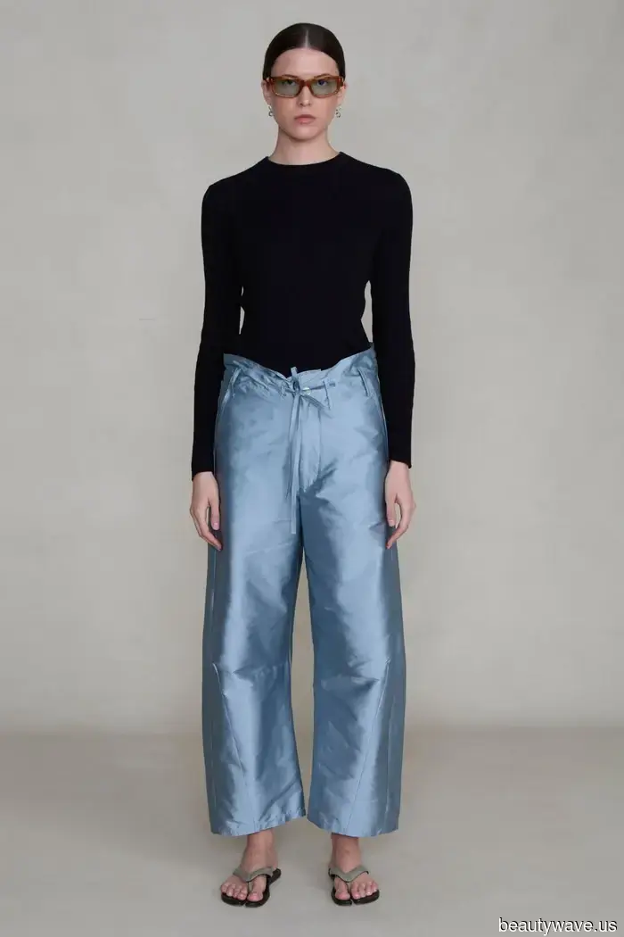 It Girls Have Consensus: This Is the Trendy 2026 Alternative to Last Summer's Classic Silk Pants.