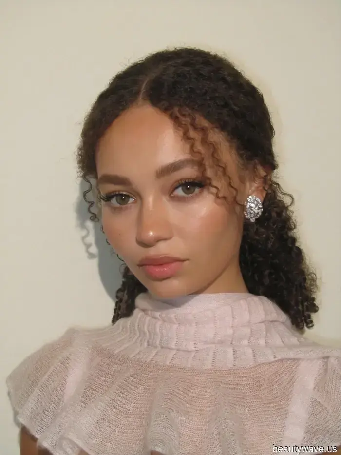 23 Looks de Peinados Rizados Chic que Abrazan tu Textura Natural