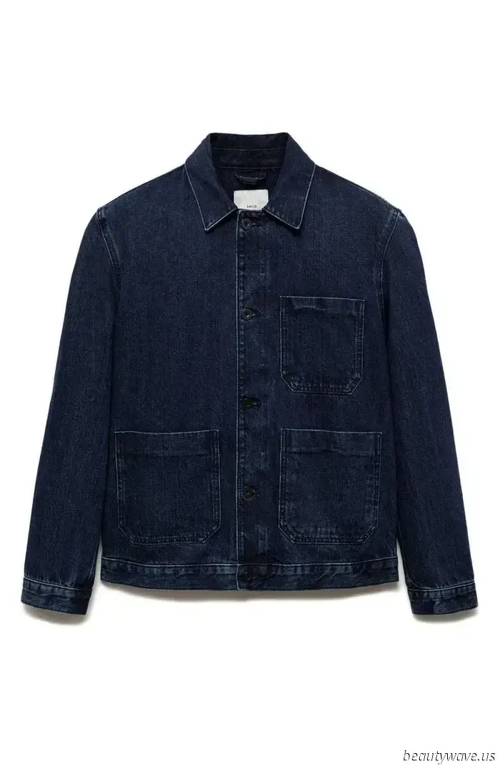 This Is the Sole Denim Jacket Trend That Fashion Experts Are Investing in for 2025.