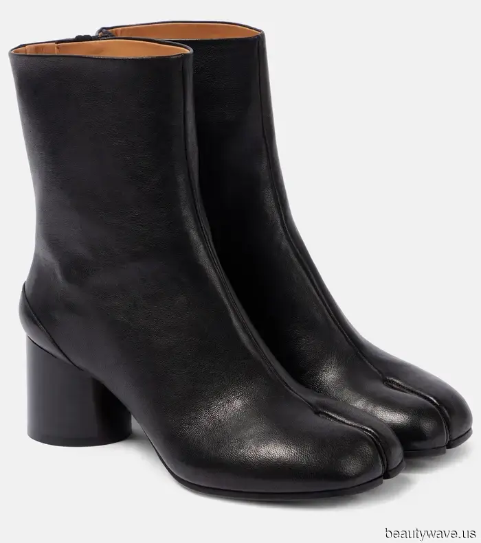 You'll know you're a fashion enthusiast if you style your jeans in this way, this way, and this way in 2026.