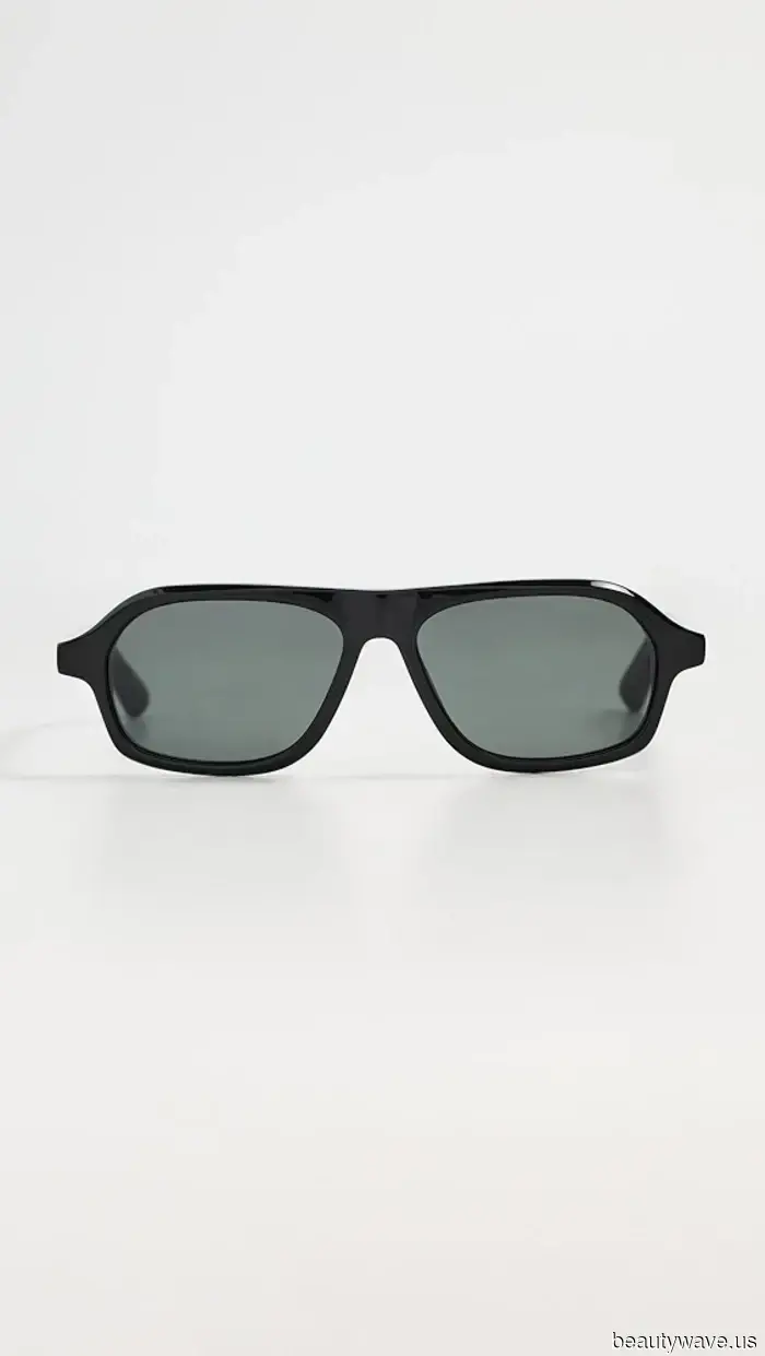 What the Editors of Who What Wear Shared as Their 35 Favorite Fashion Discoveries This Month