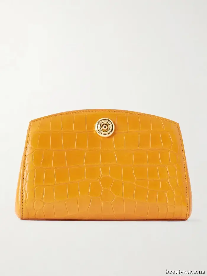 I'm a Shopping Director, and I really need you to check out these 32 incredibly stylish items.