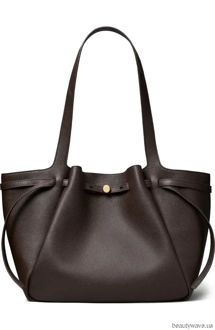 People frequently praise my winter ensembles for their polished look—these 7 stylish pieces are my secret.