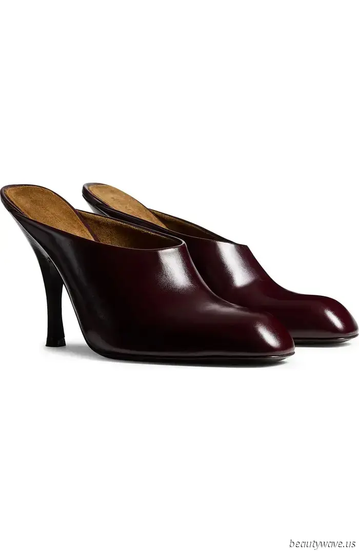 Los tacones negros están bien, pero en Francia, todos saben que este color de zapato se ve mejor con vestidos blancos.