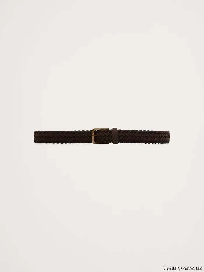 Ich weiß, dass der Sommer noch nicht vorbei ist, aber ich kann diese 45 erschwinglichen Wildleder-Funde nicht aus meinem Kopf bekommen.