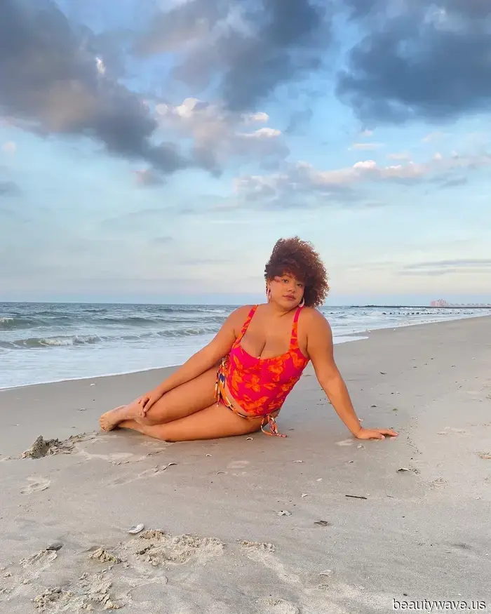 The Trendiest Girls Online Are Reviving This 2000s Summer Vibe