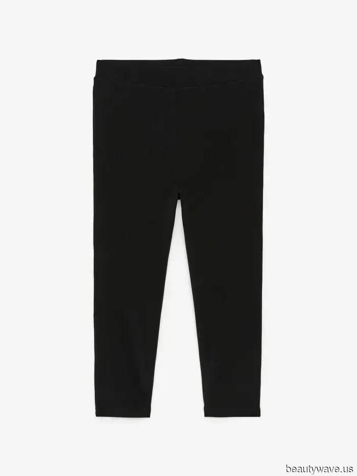 Lo siento, Jeans&mdash;Las chicas de Londres llevarán estos leggings elevados toda la primavera en su lugar.