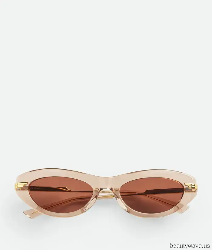 5 semplici ma eleganti combinazioni di minidress e infradito che indosserò in continuazione quest'estate