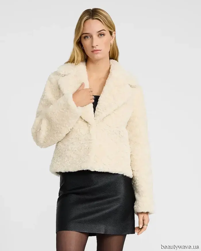 Todos los que tienen buen gusto están calentando sus atuendos de otoño con esta tendencia acogedora.