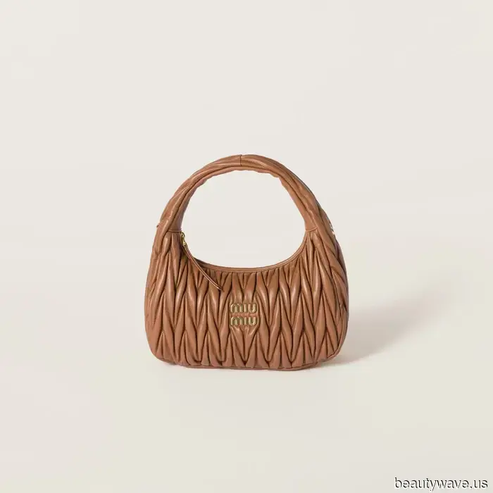 Sie sind zurück&mdash;7 ikonische Designer-Handtaschen, in die sich Modeleute 2025 wieder verlieben.