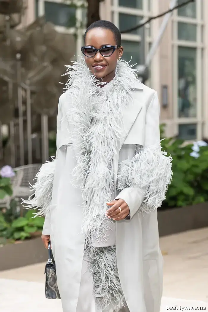 El estilista de Lupita Nyong'o comparte cómo armó esos looks para la gira de prensa de The Odyssey.