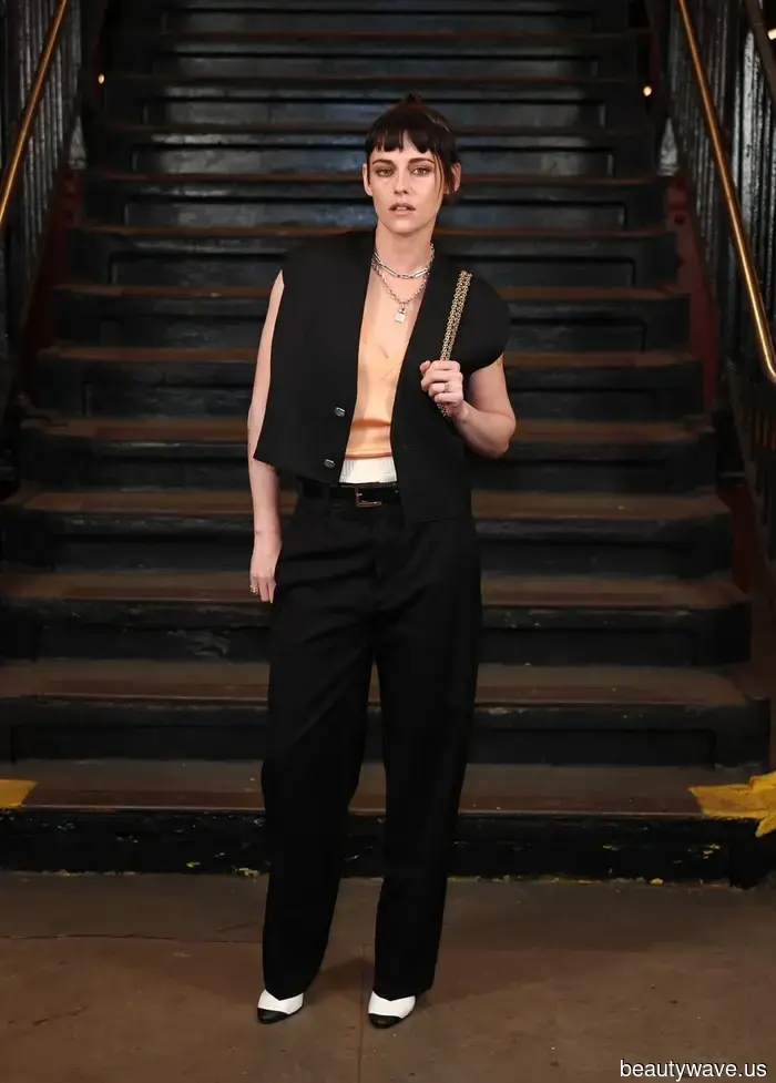 6 Tendenze che tutte le ragazze alla moda indosseranno nel 2026 sono state appena rivelate al Chanel M&eacute;tiers d'Art Show a…