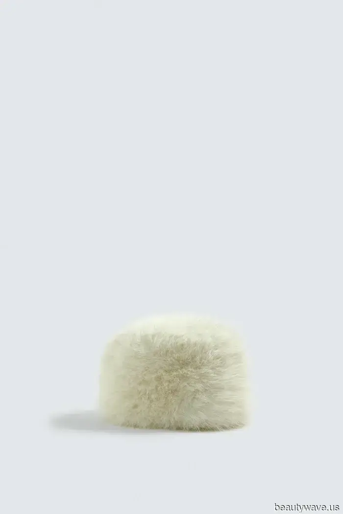 Если вы хотите выглядеть стильно в холодную погоду, купите эти 5 трендов до 100 долларов, чтобы носить с вашим пальто