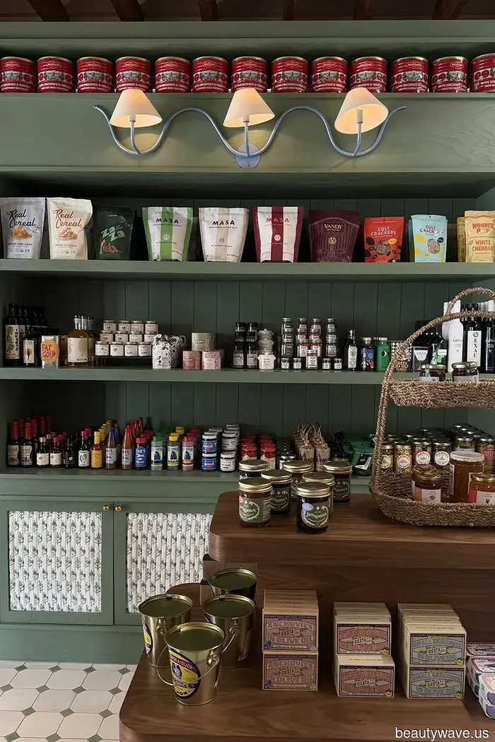 After a year of living out of suitcases, here’s everything I’m purchasing now.