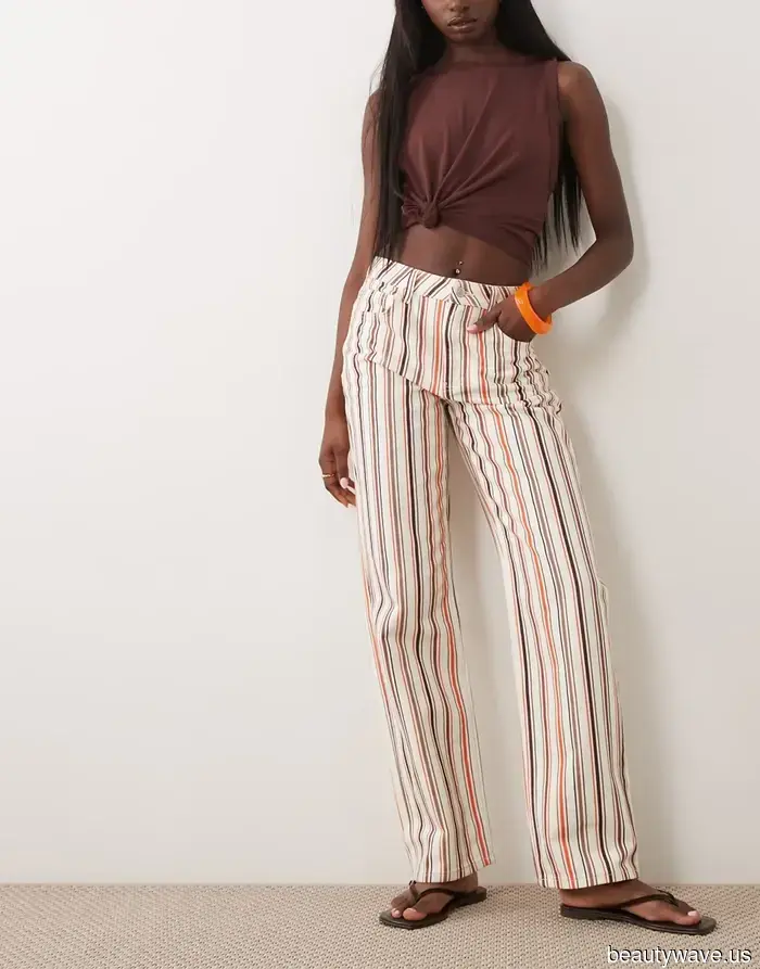 I Noticed These $70 Zara Jeans Everywhere in Madrid, so I Decided to Get a Pair for Myself.