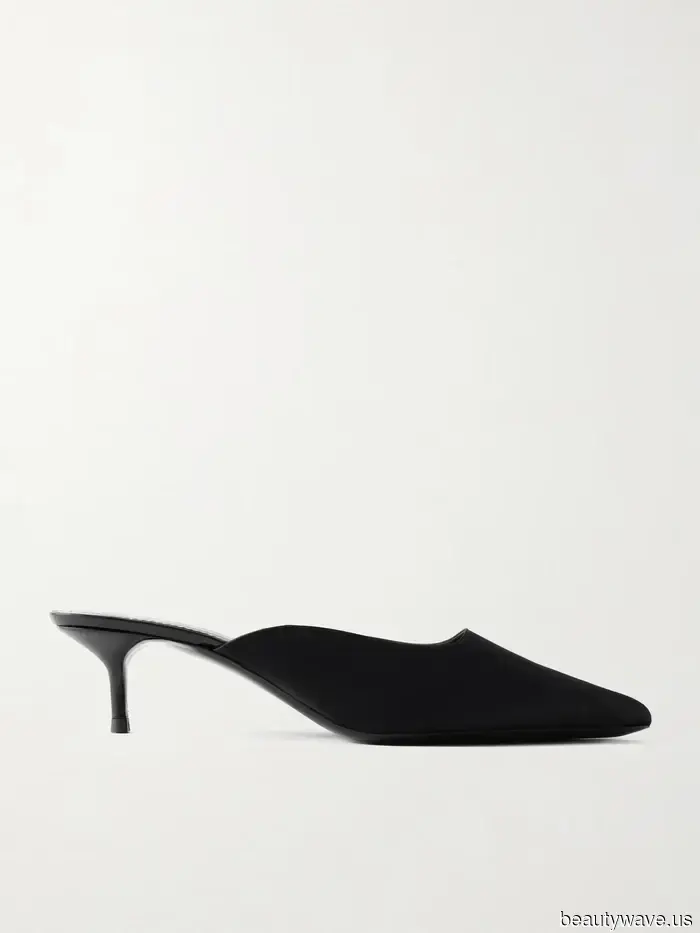 7 Modi per Abbinare l'Accessorio Invernale di Tendenza che Tutti Quelli che Conosco Stanno Indossando con Cappotti e Maglioni