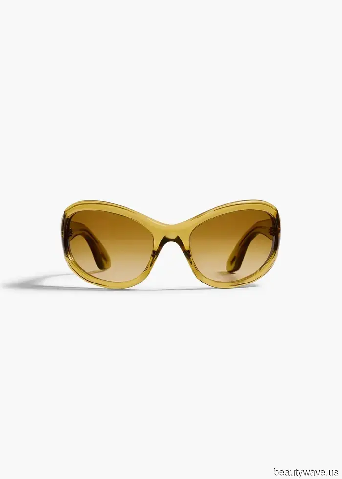 Rather than Aviators or Ovals, this 2000s sunglasses trend gives an outfit a 2026 peak appearance.