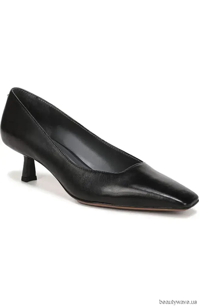 Sorry, Flats—This Spring, Everyone in Paris and NYC Is Wearing Only Jeans with Heels.