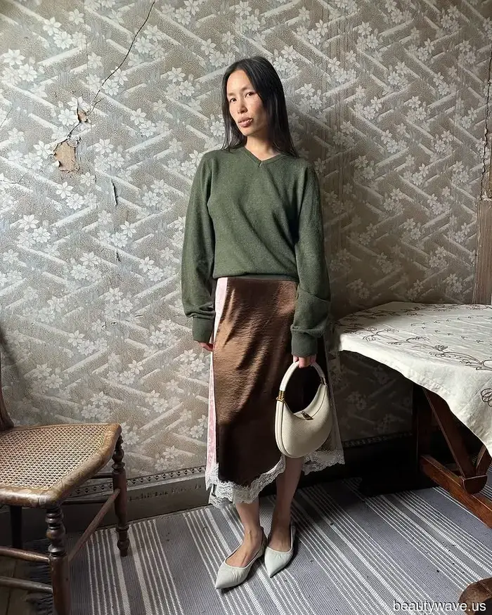 It's Official: These Are the Essential Fashion Items That French Women Will Don in 2026.