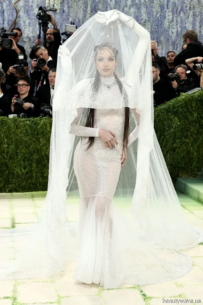 The 2026 Met Gala Red Carpet Outfits That Took Our Breath Away