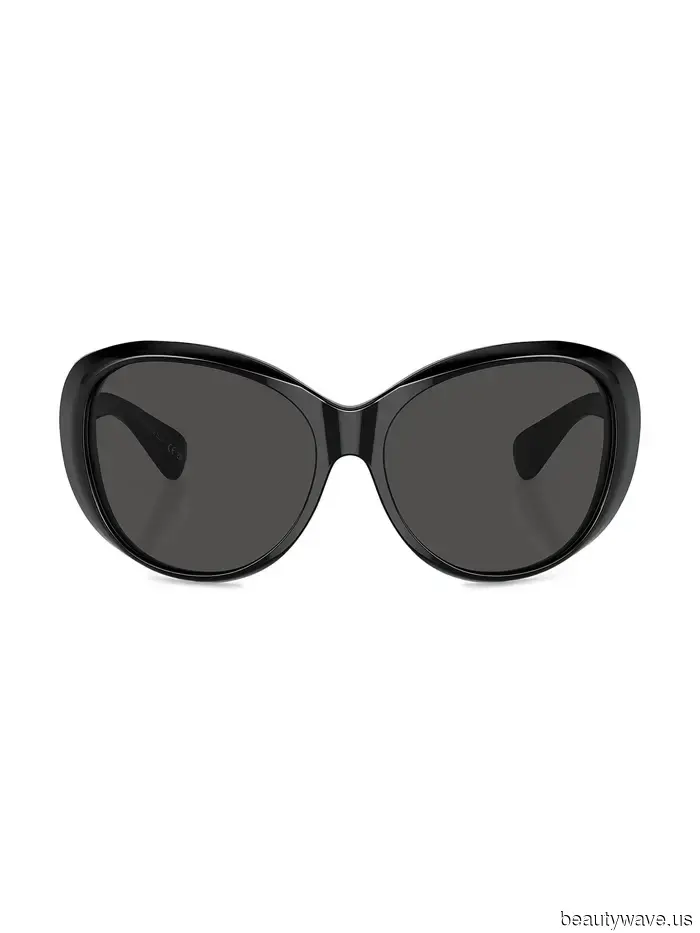 Fashionable individuals understand that a monochrome outfit is the simplest method to appear stylish and feel great.