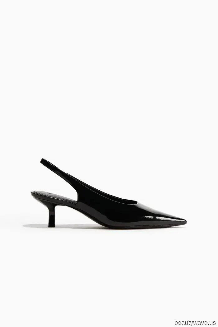 Nicht Ballerinas, nicht Stiefel, Pariser tragen gerade diesen eleganten Schuhtrend immer wieder.