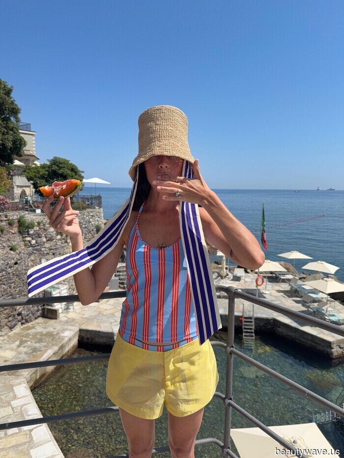 If you want to look stylish (not corny) this 4th of July weekend, opt for this, this, or this.