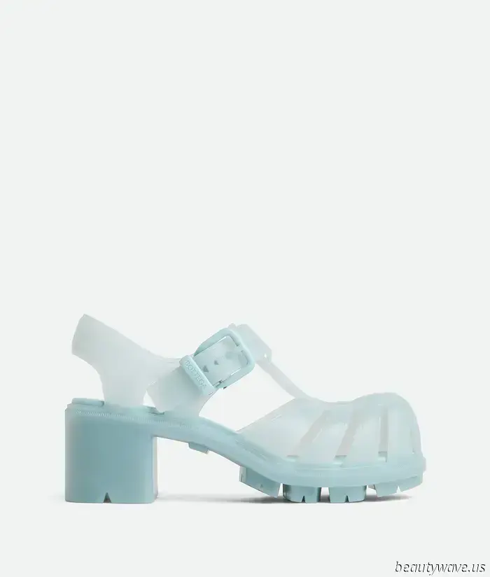 Not Suede, Not Strappy—The Surprising Style That Has Just Been Named This Summer's Most Stylish Sandal