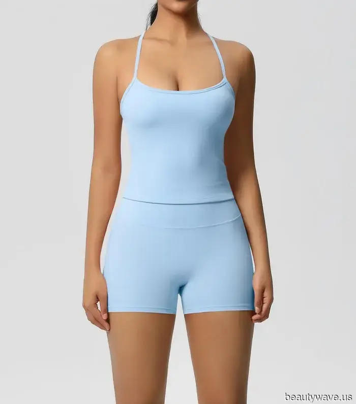 Heiße Mädchen mit kleinem Budget bestellen diesen süßen Trainingssets von Amazon diesen Sommer.