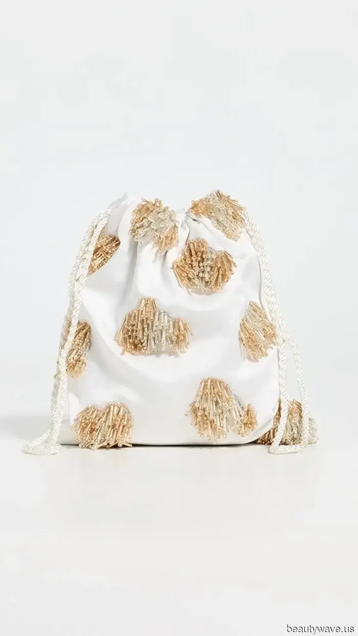 Not a Clutch—The Evening Bag Has Been Revamped to Reflect This It Girl Trend for 2026.