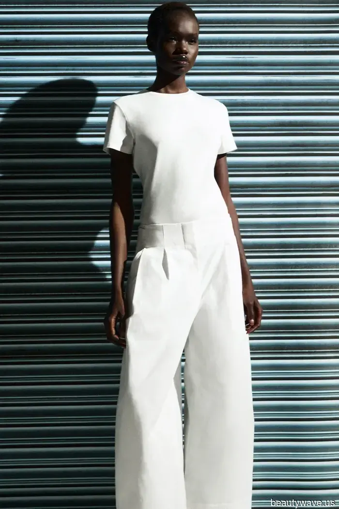 Three Decades Later, These Legendary ‘90s Outfits Still Appear Just as Stylish Now as They Did Back Then.