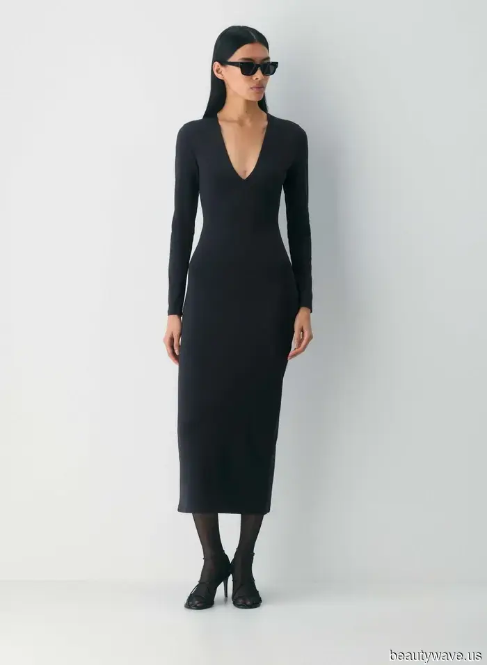 Out of nowhere, this eye-catching dress trend has made a comeback—here are the shoes that enhance its elegance.