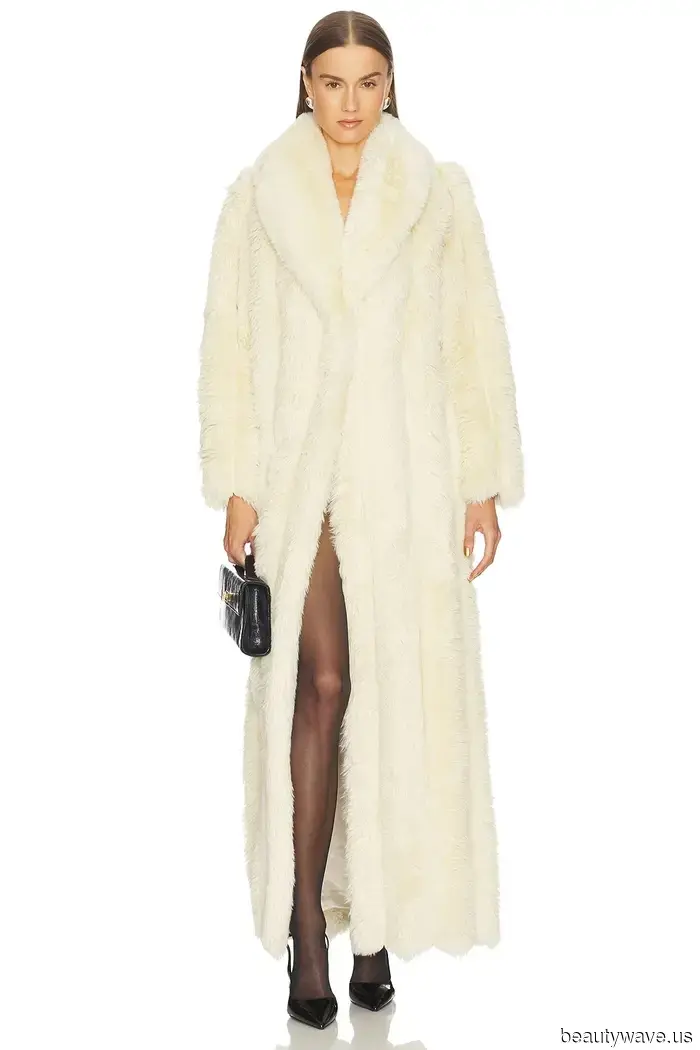 Todos los que tienen buen gusto están calentando sus atuendos de otoño con esta tendencia acogedora.