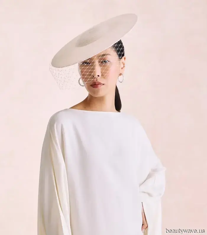 Dua has recently tied the knot—three wedding elements that every trendy bride will want to imitate this summer.