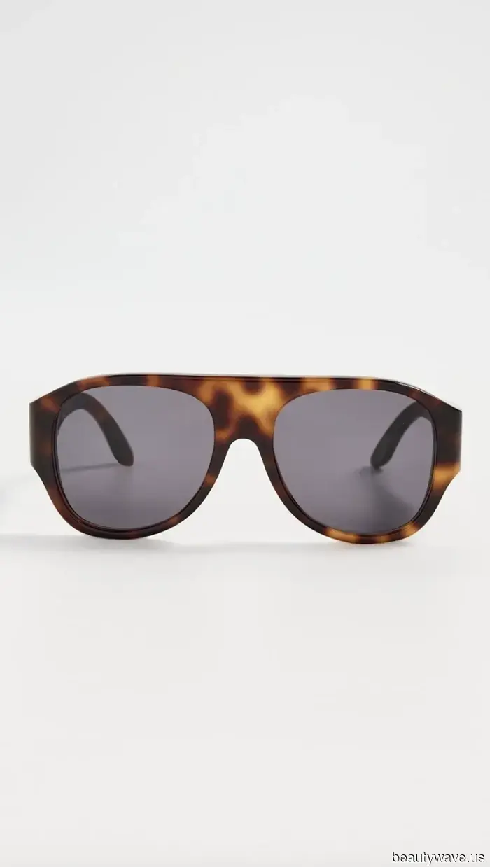 Холоднее, чем леггинсы&mdash;все с хорошим вкусом носят этот повседневный комплект осенью