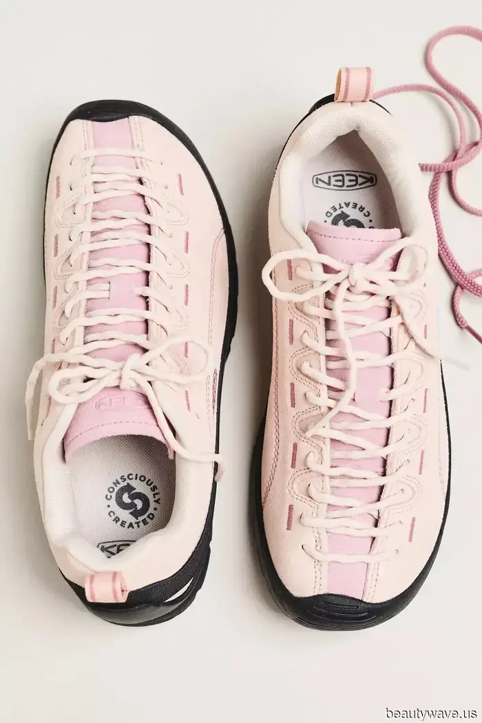 Dieser britische Style-Influencer hat mich auf eine Sneaker-Marke aufmerksam gemacht, die meiner Liebe zu Salomon Konkurrenz macht.