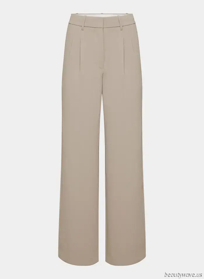 Zur Info: Modebewusste Menschen in Spanien tragen diesen eleganten Hosen-Trend anstelle von weiten Jeans.